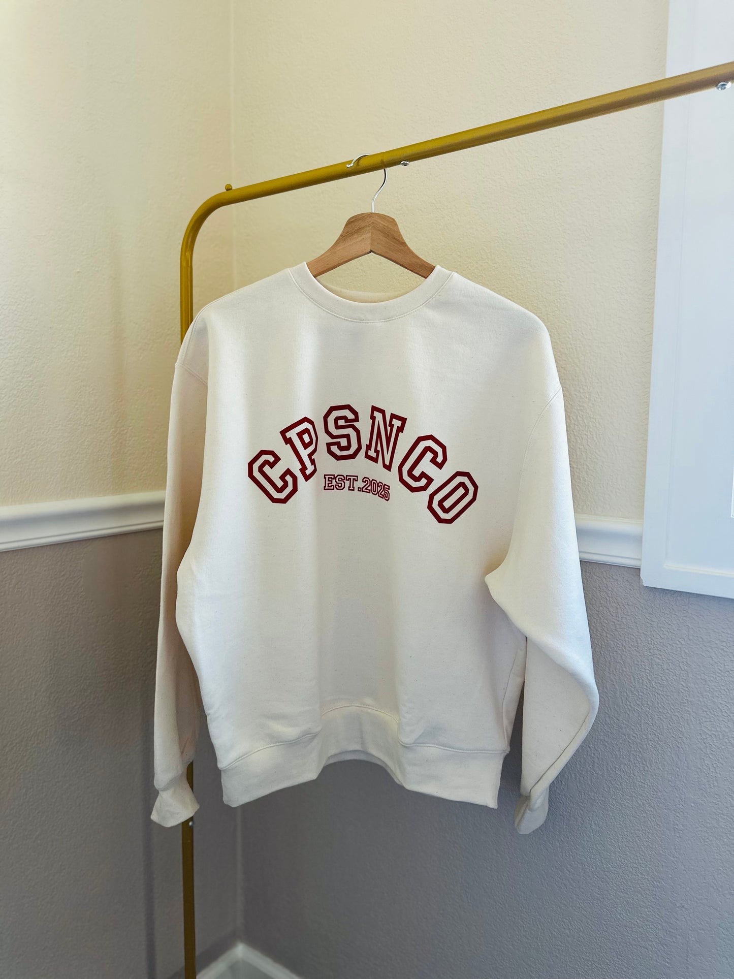 Branded Sweatshirt👚📜✂️