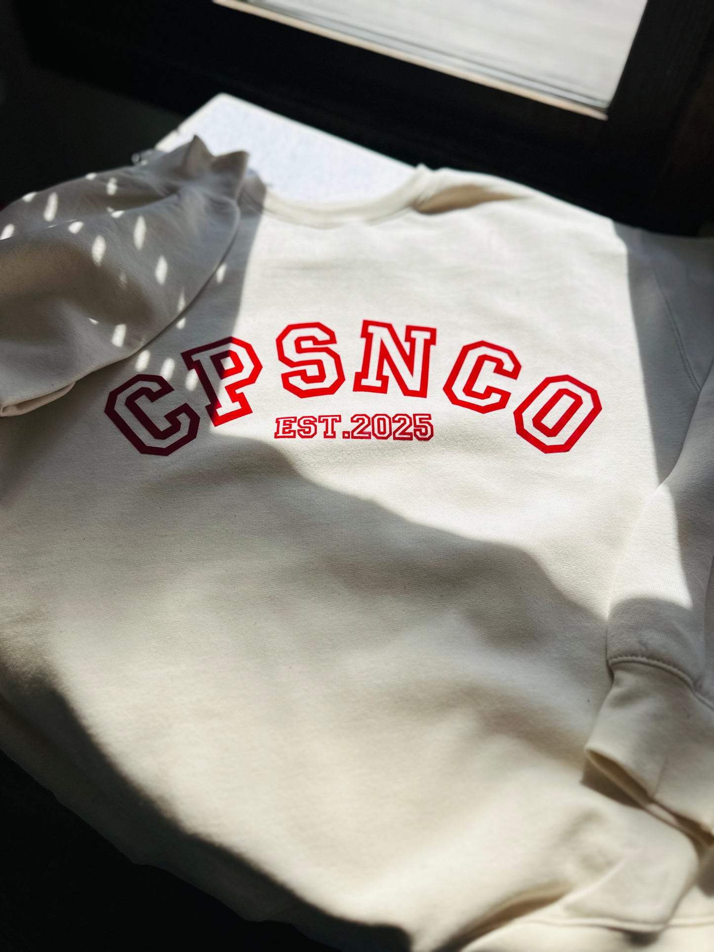 Branded Sweatshirt👚📜✂️