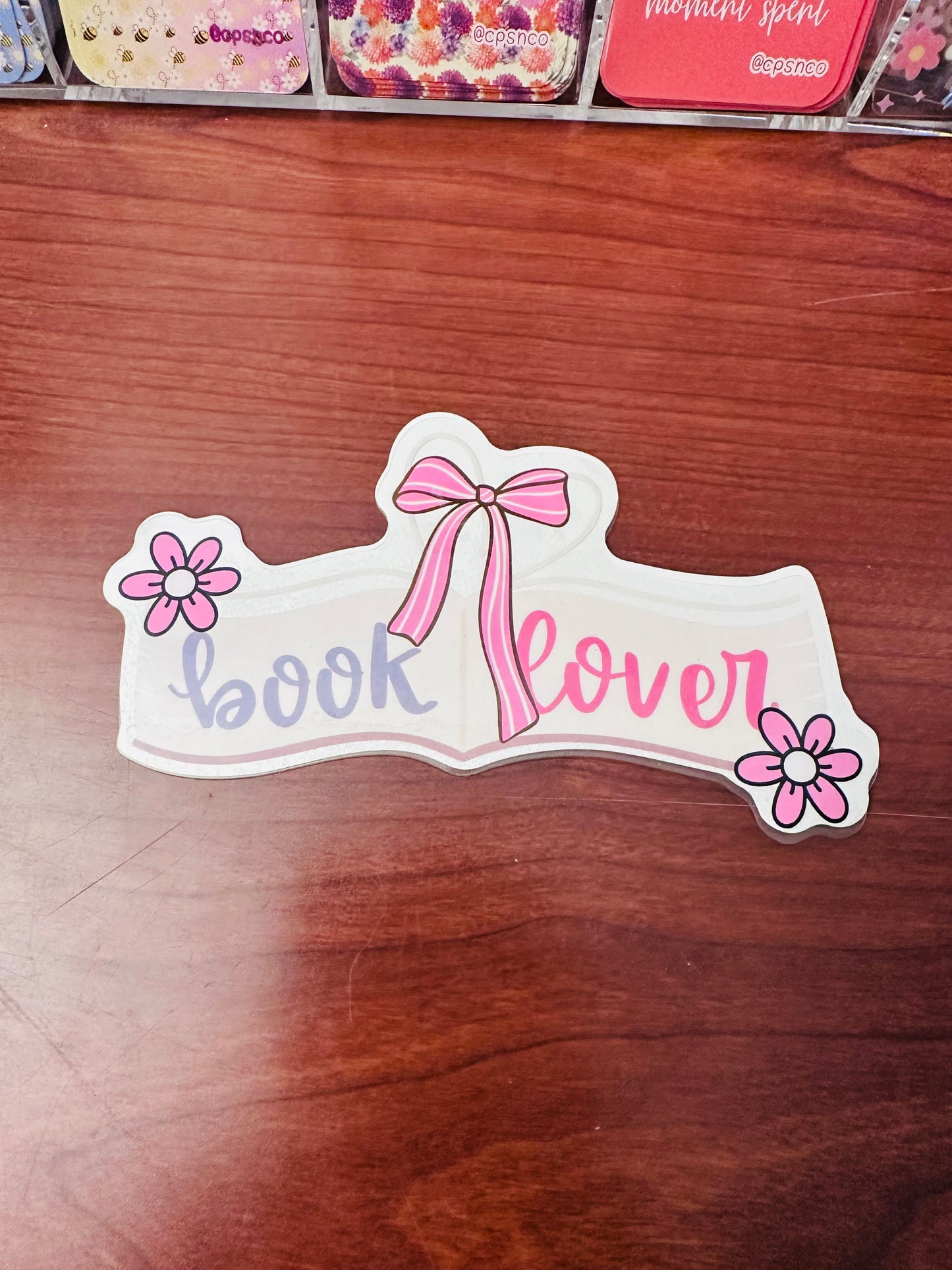 Book Lover 💜🎀 - Decorative Sticker