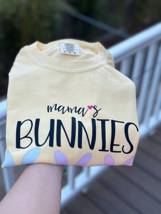Mama's Bunnies 🐇🐇🐇 T-shirt