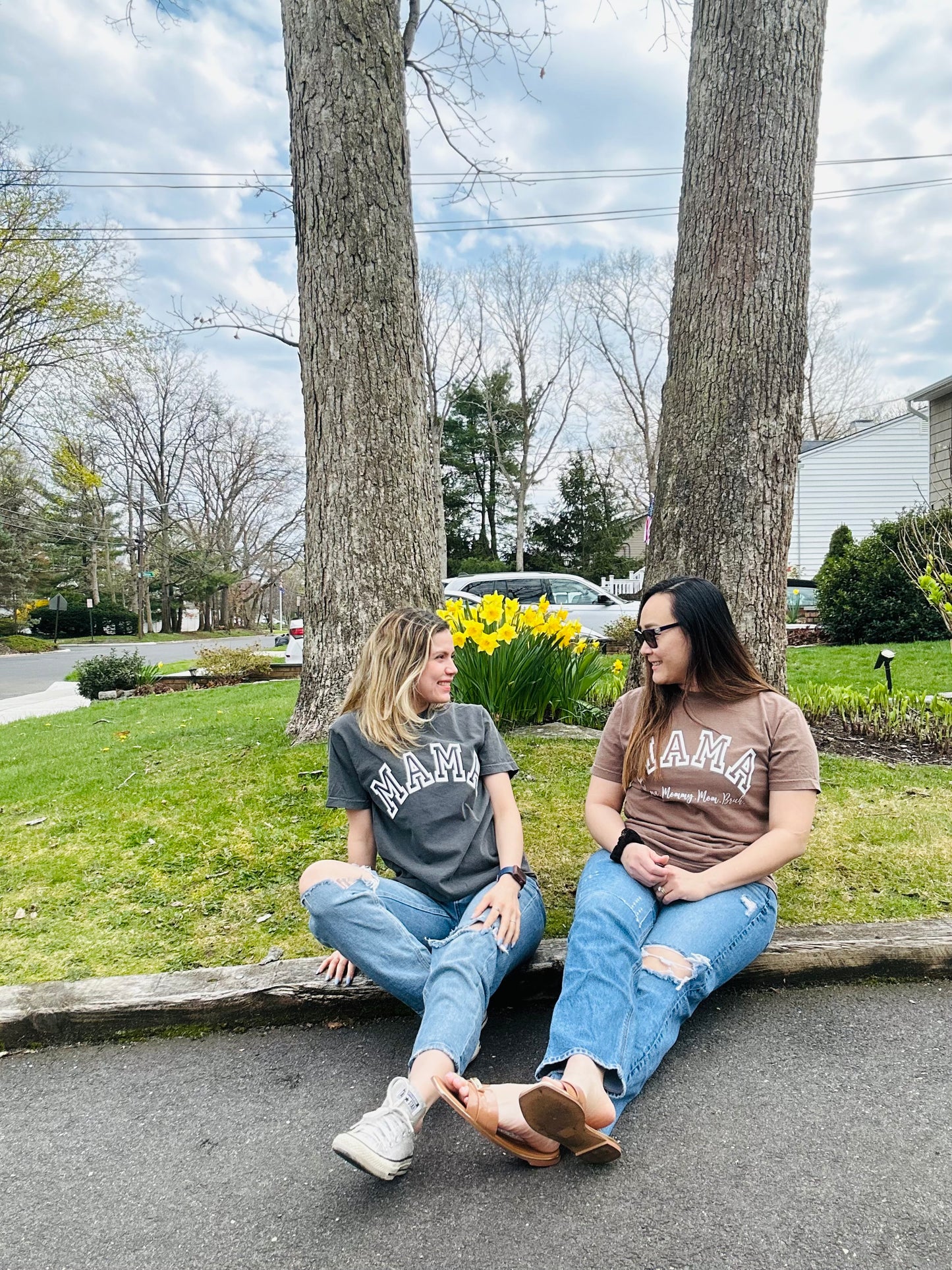 ALL MOM'S 🤱🏻👩🏻👵🏻NAMES T-SHIRT