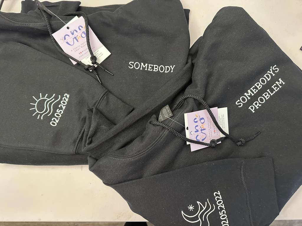 Custom Hoddies 👕👚